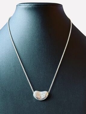 Tiffany & Co. Bean Elsa Peretti Necklace – 925 Sterling Silver - Medium